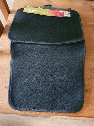 Universal black car mats - car,